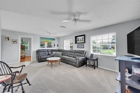 Villa ou maison à vendre à Coral Springs, Floride: 4 chambres, 180.79 m2 № 1174043 - photo 28