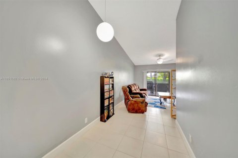 Casa en venta en Sunrise, Florida, 2 dormitorios, 78.87 m2 № 1333057 - foto 10