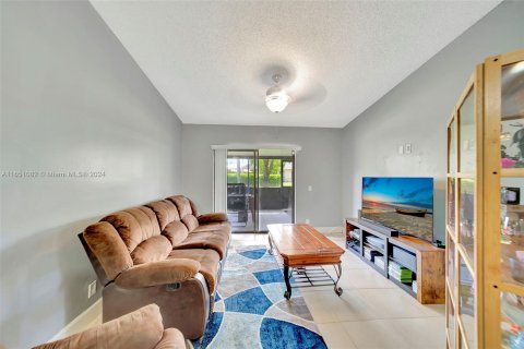 Casa en venta en Sunrise, Florida, 2 dormitorios, 78.87 m2 № 1333057 - foto 13