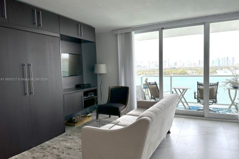 Copropriété à louer à Miami Beach, Floride: 50.45 m2 № 1357225 - photo 11