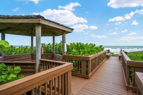 Copropriété à vendre à Hutchinson Island South, Floride: 3 chambres, 159.79 m2 № 1097662 - photo 4