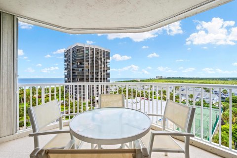 Condominio en venta en Hutchinson Island South, Florida, 3 dormitorios, 159.79 m2 № 1097662 - foto 25