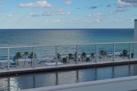 Hotel in Hollywood, Florida 1 bedroom, 33.72 sq.m. № 784677 - photo 19