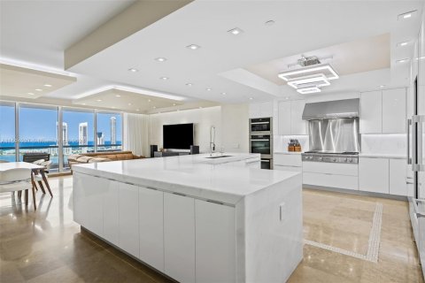 Condo in Aventura, Florida, 3 bedrooms  № 1188148 - photo 8