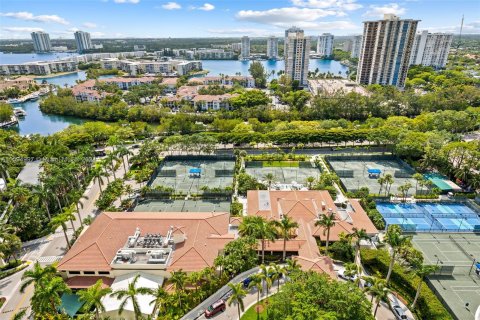 Condo in Aventura, Florida, 3 bedrooms  № 1188148 - photo 22