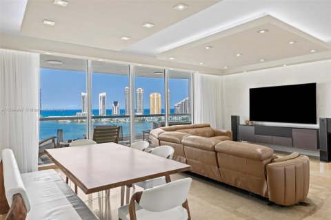 Condo in Aventura, Florida, 3 bedrooms  № 1188148 - photo 7