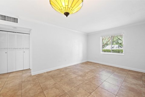 Copropriété à vendre à Pinecrest, Floride: 1 chambre, 55 m2 № 1231668 - photo 10