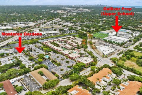 Condo in Pinecrest, Florida, 1 bedroom  № 1231668 - photo 21