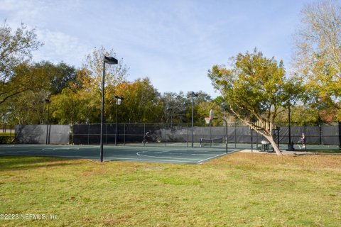 Villa ou maison à louer à Jacksonville, Floride: 3 chambres, 189.43 m2 № 885602 - photo 29