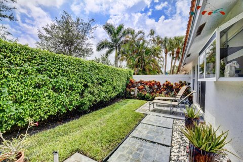 Townhouse in Boca Raton, Florida 2 bedrooms, 137.68 sq.m. № 1093566 - photo 16