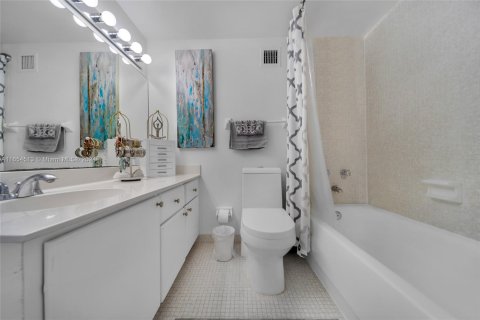 Copropriété à vendre à Miami Beach, Floride: 1 chambre, 91.97 m2 № 1355161 - photo 25