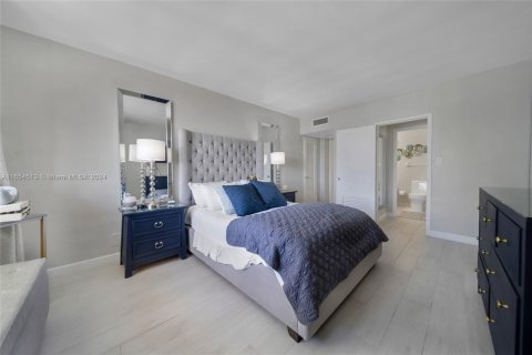 Copropriété à vendre à Miami Beach, Floride: 1 chambre, 91.97 m2 № 1355161 - photo 23