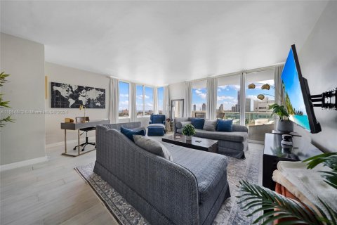 Copropriété à vendre à Miami Beach, Floride: 1 chambre, 91.97 m2 № 1355161 - photo 4