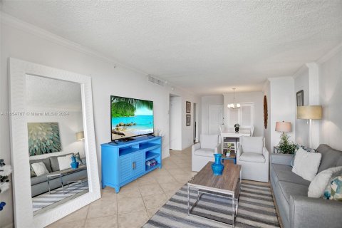 Copropriété à louer à Hollywood, Floride: 1 chambre, 69.21 m2 № 1355117 - photo 2