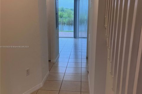 Villa ou maison à louer à Pembroke Pines, Floride: 3 chambres, 128.11 m2 № 1355201 - photo 6