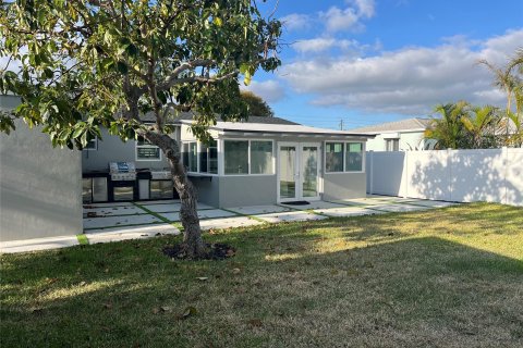 Casa en venta en West Palm Beach, Florida, 3 dormitorios, 150.22 m2 № 1128904 - foto 15