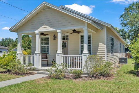 House in Lakeland, Florida 3 bedrooms, 132.94 sq.m. № 1402021 - photo 3