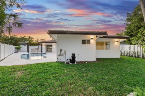 House in Fort Lauderdale, Florida 3 bedrooms, 153.85 sq.m. № 930031 - photo 24