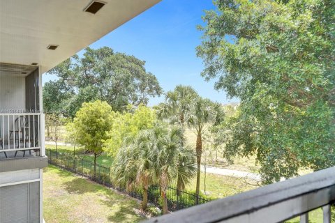 Copropriété à vendre à Hollywood, Floride: 1 chambre, 62.43 m2 № 1160102 - photo 16