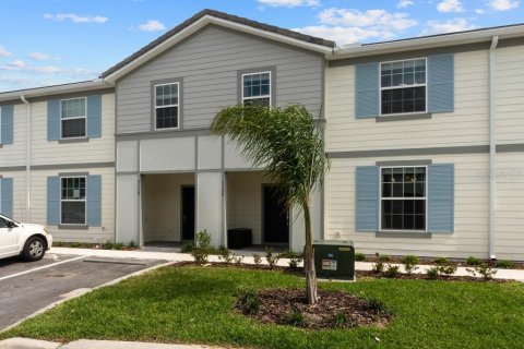 Townhouse in Davenport, Florida 5 bedrooms, 211.91 sq.m. № 1109023 - photo 2