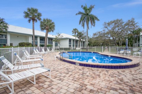 Copropriété à vendre à Stuart, Floride: 2 chambres, 120.77 m2 № 1005201 - photo 7