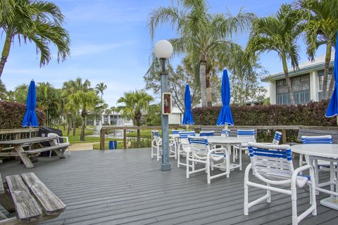 Copropriété à vendre à Stuart, Floride: 2 chambres, 120.77 m2 № 1005201 - photo 6