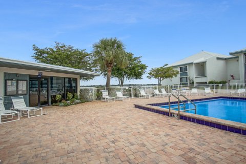 Copropriété à vendre à Stuart, Floride: 2 chambres, 120.77 m2 № 1005201 - photo 8