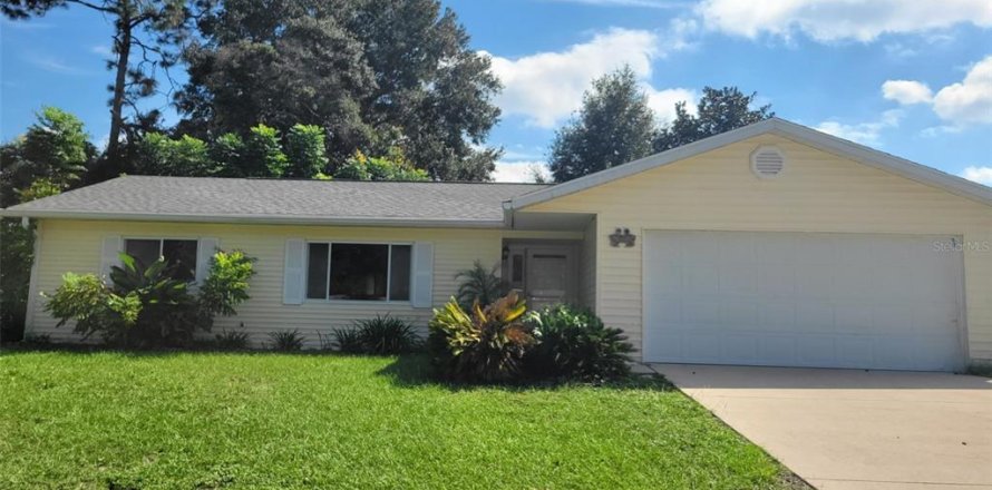 House in Ocala, Florida 3 bedrooms, 152.92 sq.m. № 1388868