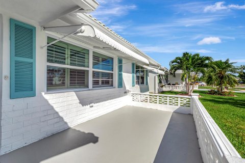 Casa en venta en Boynton Beach, Florida, 2 dormitorios, 132.66 m2 № 1096307 - foto 25