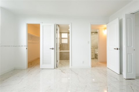 Condominio en venta en Hollywood, Florida, 1 dormitorio, 63.92 m2 № 1413977 - foto 7