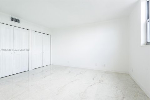 Condominio en venta en Hollywood, Florida, 1 dormitorio, 63.92 m2 № 1413977 - foto 15