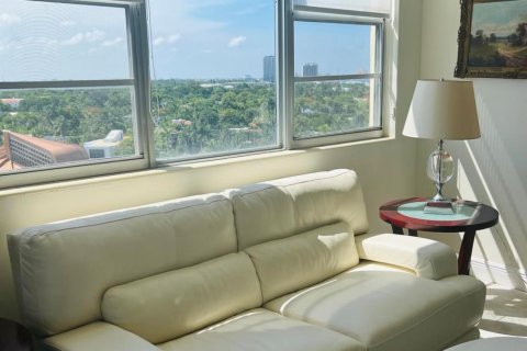 Condominio en venta en West Palm Beach, Florida, 2 dormitorios, 115.48 m2 № 892244 - foto 11