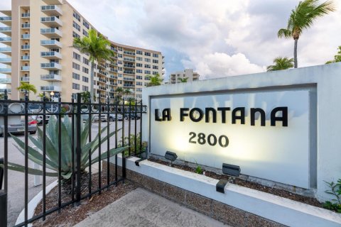 Condominio en venta en West Palm Beach, Florida, 2 dormitorios, 115.48 m2 № 892244 - foto 15