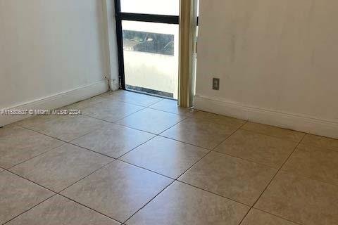 Copropriété à vendre à Sunny Isles Beach, Floride: 2 chambres, 83.05 m2 № 1162306 - photo 26