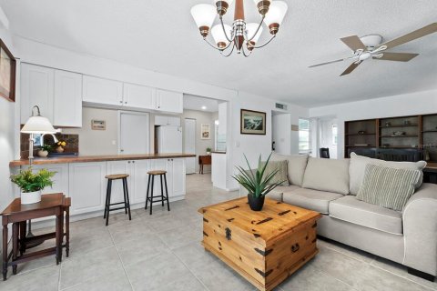 Copropriété à vendre à Longboat Key, Floride: 3 chambres, 111.3 m2 № 1352673 - photo 3