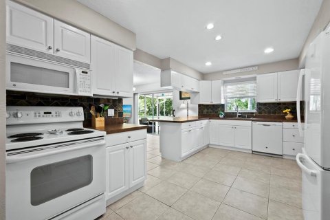 Copropriété à vendre à Longboat Key, Floride: 3 chambres, 111.3 m2 № 1352673 - photo 6