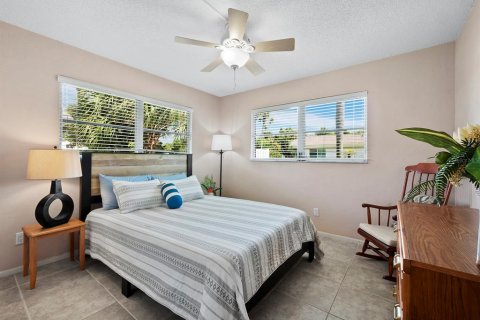 Copropriété à vendre à Longboat Key, Floride: 3 chambres, 111.3 m2 № 1352673 - photo 10