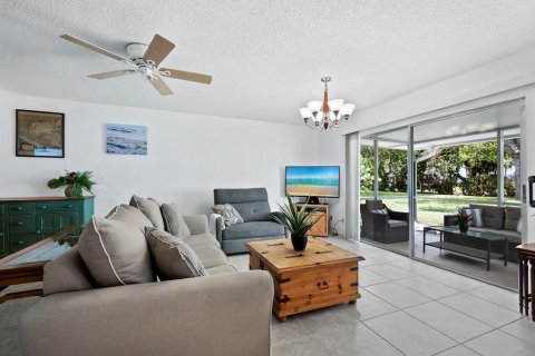 Condo in Longboat Key, Florida, 3 bedrooms  № 1352673 - photo 27