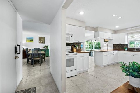 Copropriété à vendre à Longboat Key, Floride: 3 chambres, 111.3 m2 № 1352673 - photo 22