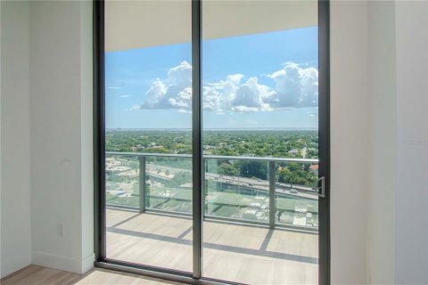 Condominio en venta en Tampa, Florida, 2 dormitorios, 273.13 m2 № 1352666 - foto 22