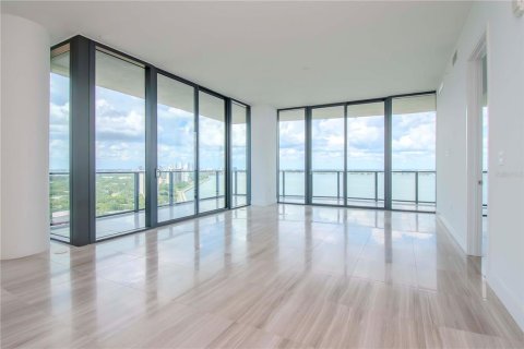 Copropriété à vendre à Tampa, Floride: 2 chambres, 273.13 m2 № 1352666 - photo 11