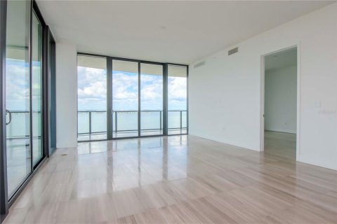 Copropriété à vendre à Tampa, Floride: 2 chambres, 273.13 m2 № 1352666 - photo 13