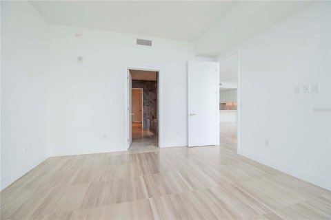 Condominio en venta en Tampa, Florida, 2 dormitorios, 273.13 m2 № 1352666 - foto 27