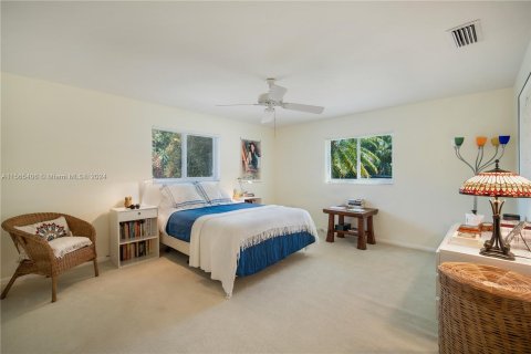Купить виллу или дом в Саут-Майами, Флорида 3 спальни, 241.45м2, № 1102795 - фото 14