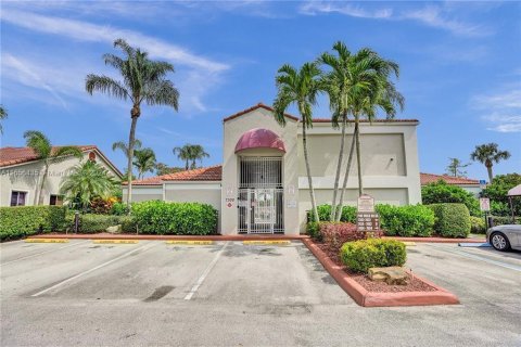 Touwnhouse à louer à Margate, Floride: 3 chambres, 145.86 m2 № 1356711 - photo 26