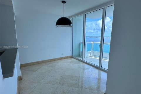 Condo in Miami, Florida, 2 bedrooms  № 1356872 - photo 12