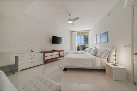 Condo in Sunny Isles Beach, Florida, 3 bedrooms  № 1161436 - photo 28