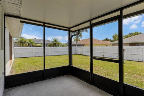 Villa ou maison à vendre à Kissimmee, Floride: 3 chambres, 123.47 m2 № 1344132 - photo 10