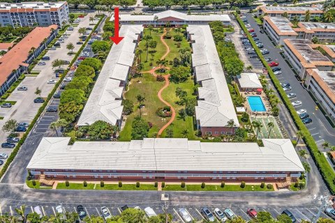 Condo in Boca Raton, Florida, 1 bedroom  № 1189900 - photo 2