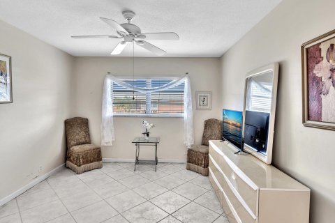 Condo in Boca Raton, Florida, 1 bedroom  № 1189900 - photo 18